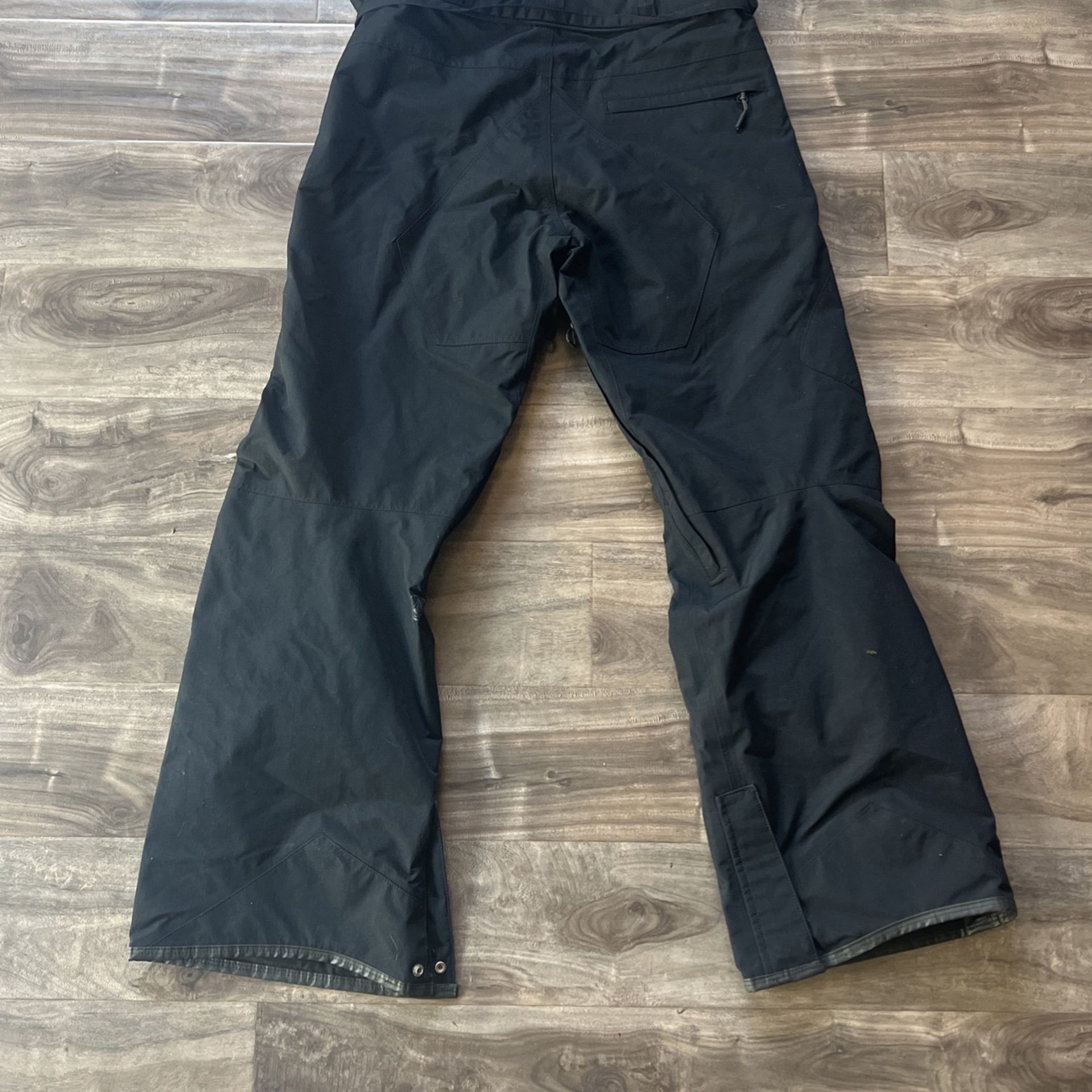 Volcom Gore Tex Snowboard Pants Men’s Small for Sale in Long Beach, CA ...