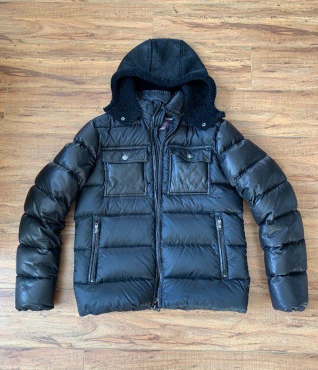 NEW! Michael Kors women's puffer jacket coat w/ sheep skin detachable hoodie - size medium
