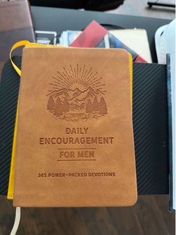 Daily Encouragement For Men 365 Power Packed Devotions