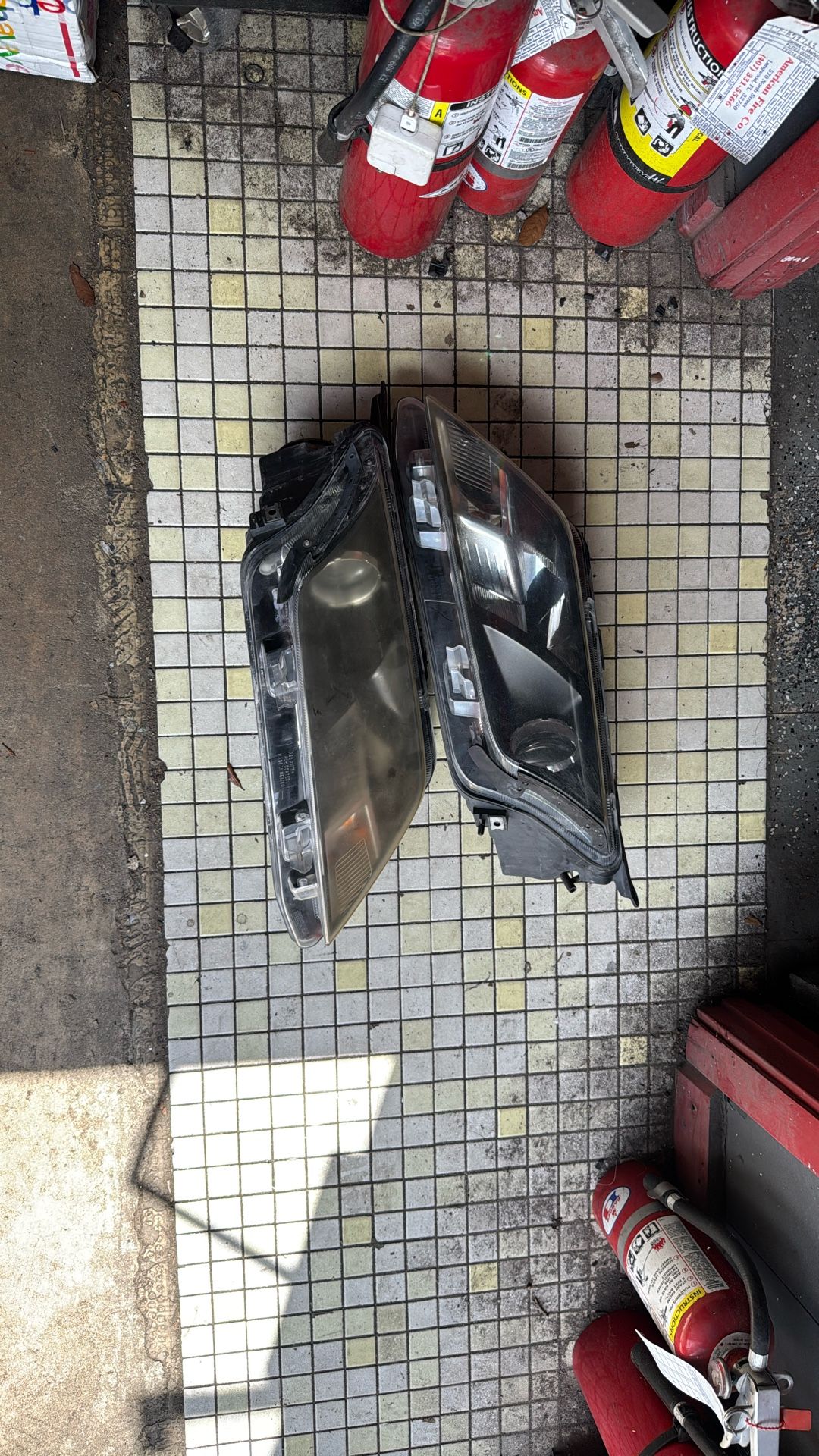 2011 Ford Fusion Headlights