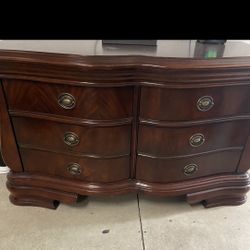 Wood Dresser With A Mirror, 2 Smaller Dressers, & Bed Without Mattress And Without Box