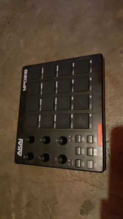 Akai Professional MPD218 USB MIDI pad controller