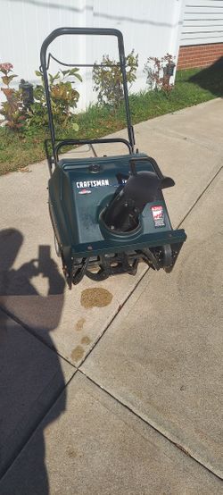 Snow Blower  Craftsman 5.0HP 22"