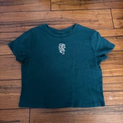 crop top with dragon size large