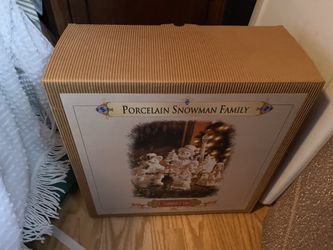 Vintage Snowman Family