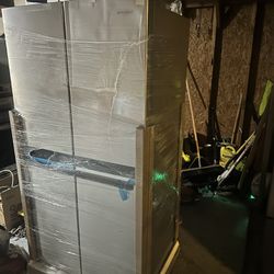 Whirlpool Refrigerator (New )
