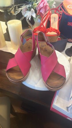 Clanks heels