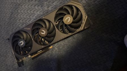 Zotac solid SFF OC GeForce RTX 5070