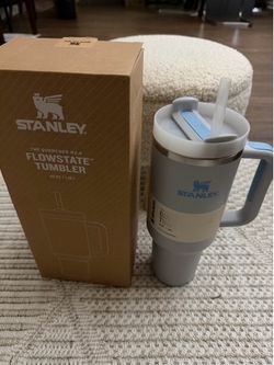 STANLEY The Quencher H2.0 FlowState™ Tumbler (Box) 40 oz / 1.18 L - Brand New