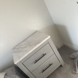 BEDROOM SET! 