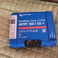 Victron SmartSolar MPPT Charge Controller