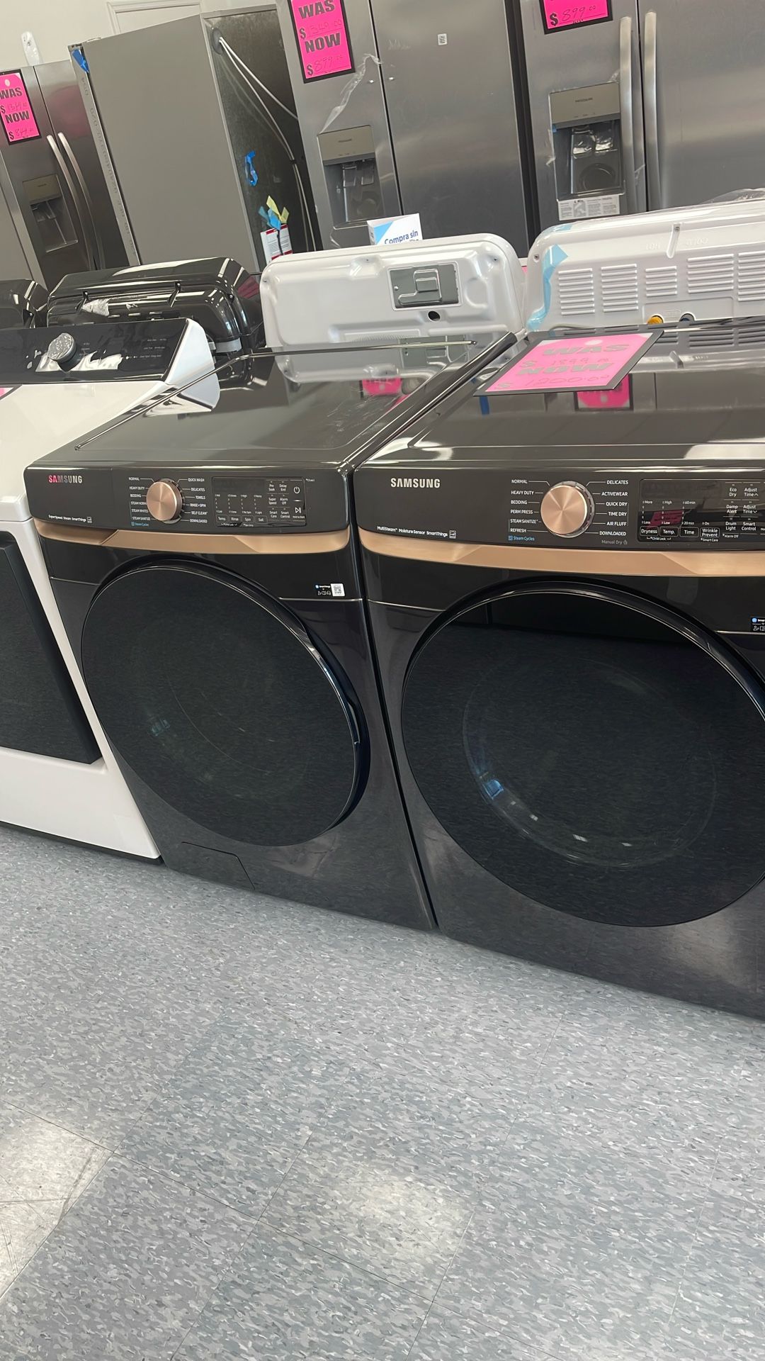 New Scratch And Dent Samsung Front Load Washer And Dryer Set. 1 Year Manufacturer Warranty