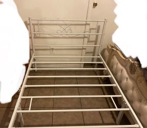 White metal twin bed frame
