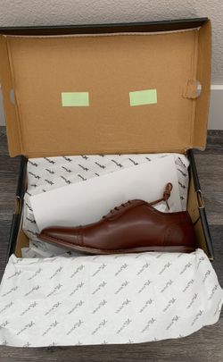Men’s dress shoes