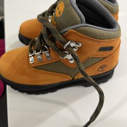 timberland boots (toddler)