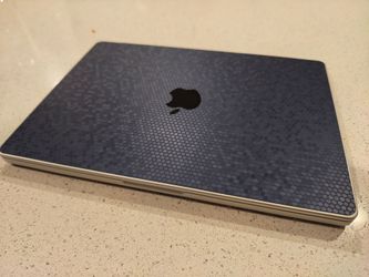MacBook Pro M5