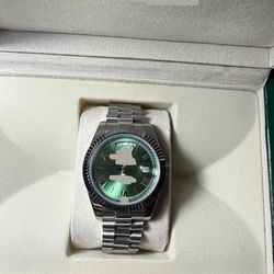 Mens watch automatic