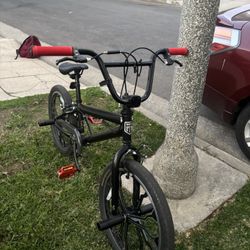 20” mongoose BMX Bike | CASH AND I ACCEPT TRADES