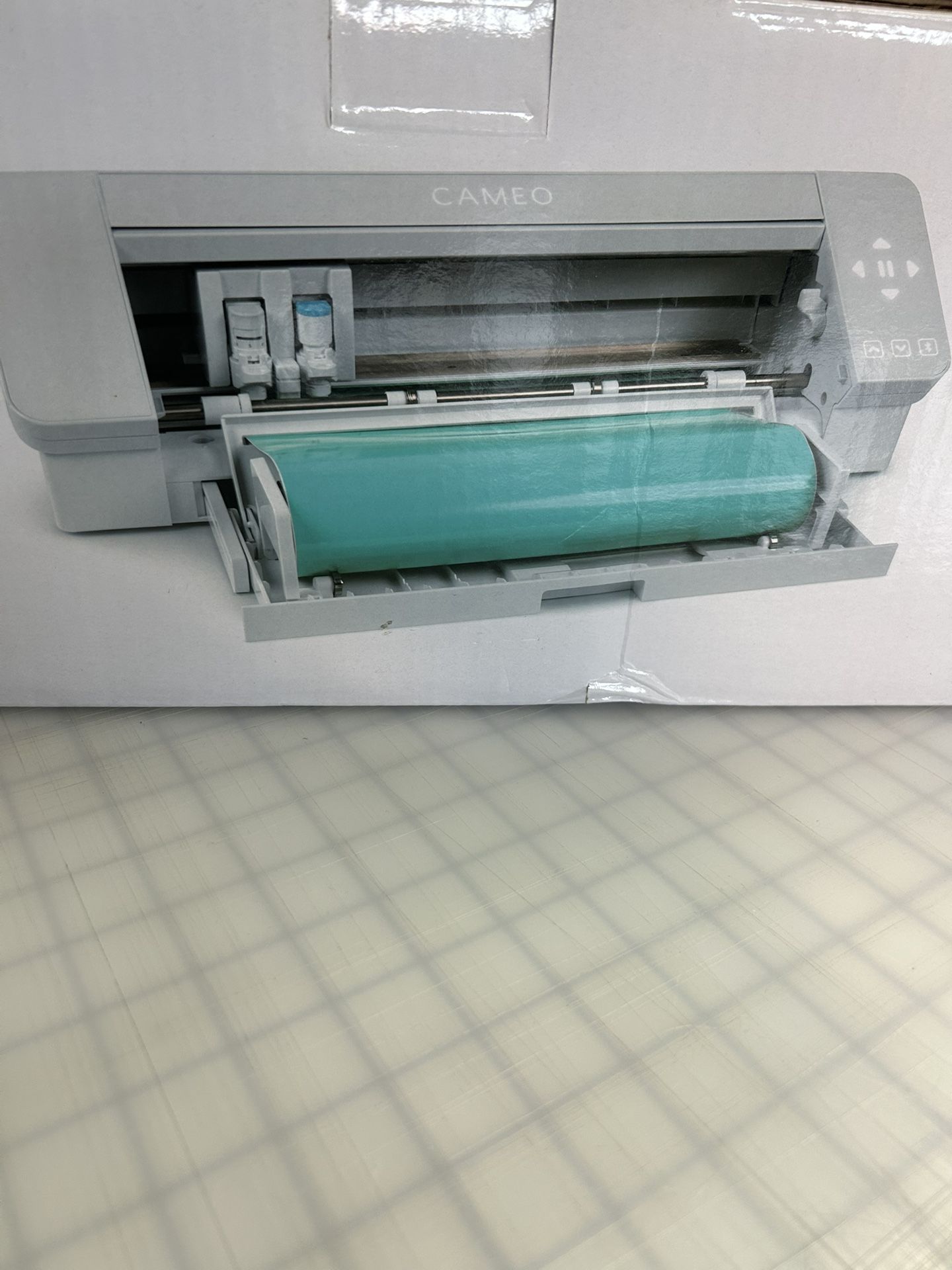 Cricut Silhouette Cameo 4