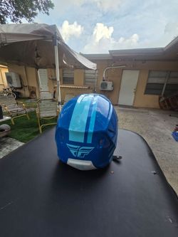 Motorcycle helmet