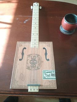 Hinkler Electric Blues Box Guitar (BBG No. 5)