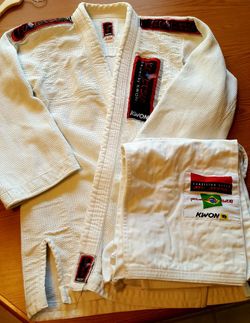 KWON Gi, Judo, Jujitsu, Jiu-jitsu, Martial Art. Very Good used Conditon