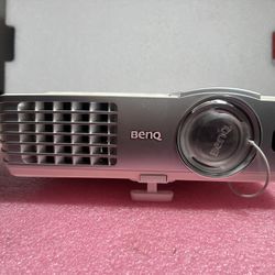 BenQ HT1085ST DLP Short-Throw Home Theater Projector HDMI ( NO LAMP)