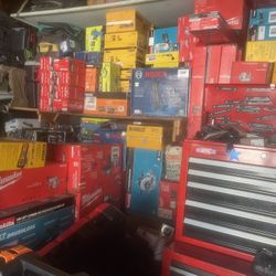 Milwaukee, Dewalt, Makita, Bosch…..