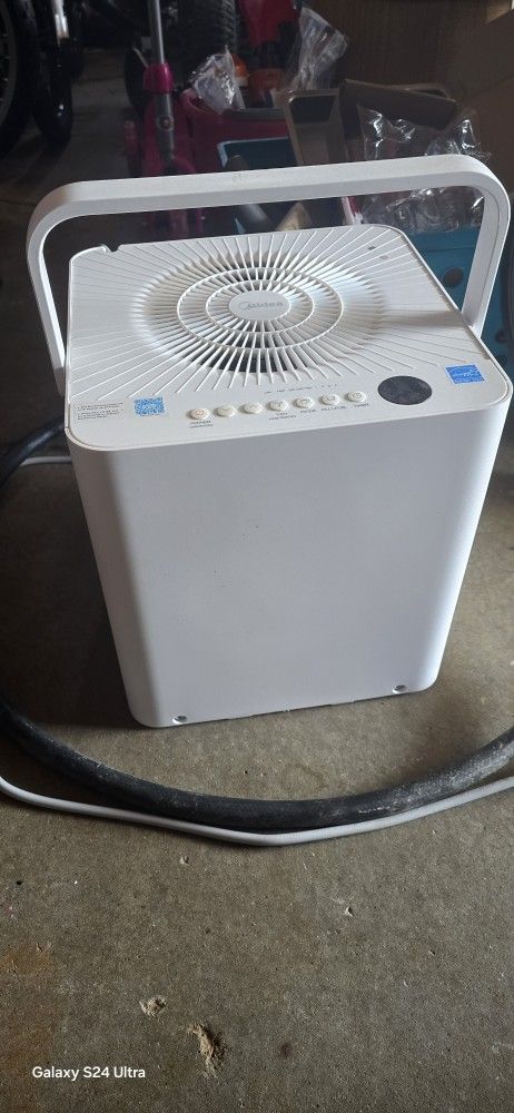 Dehumidifier