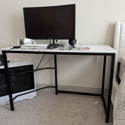 FREE GAMING TABLE AND MONITOR