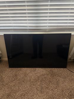 Insignia TV