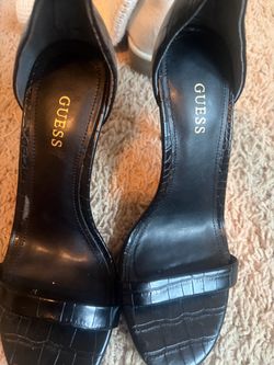 Guess High Heel shoe