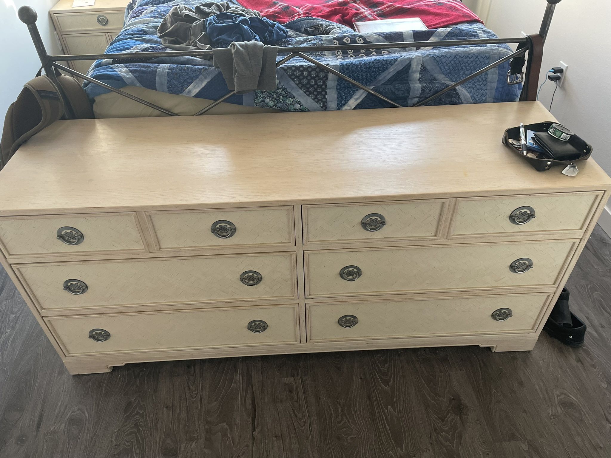 Beautiful Drexel Bedroom Set. Dresser And Two End Tables