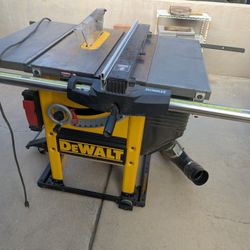 DeWalt 10" Table Saw 