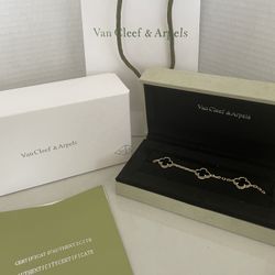 VAN CLEEF & ARPELS 18K Yellow Gold Black Onyx 5 Motifs Vintage Alhambra Bracelet