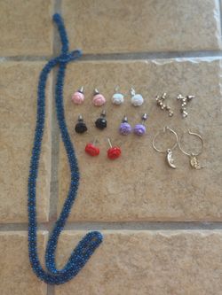 Free Costume jewelery