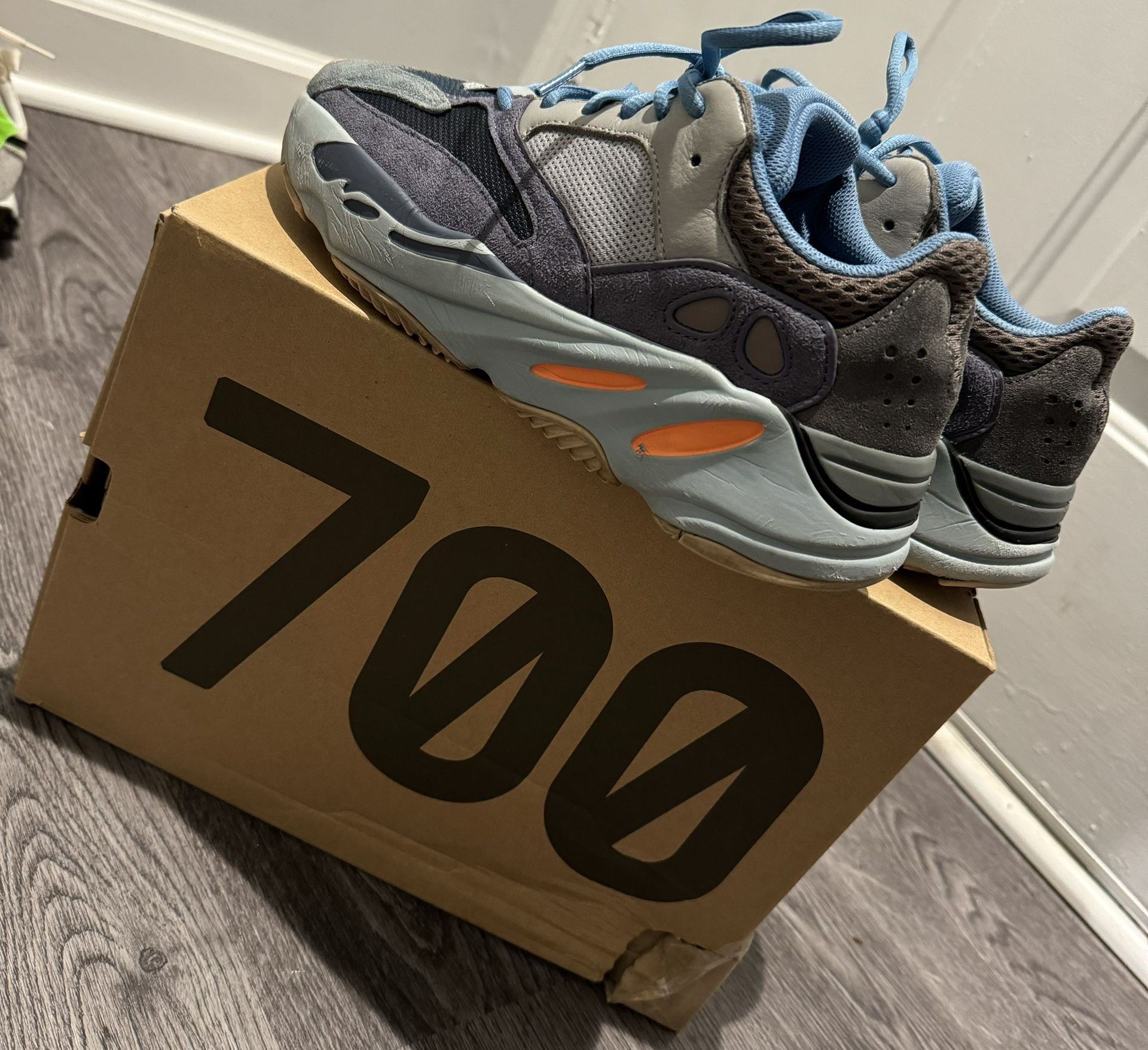 Pre-owned Size 8 adidas Yeezy Boost 700 V1 Carbon Blue Sneakers Designer Style
