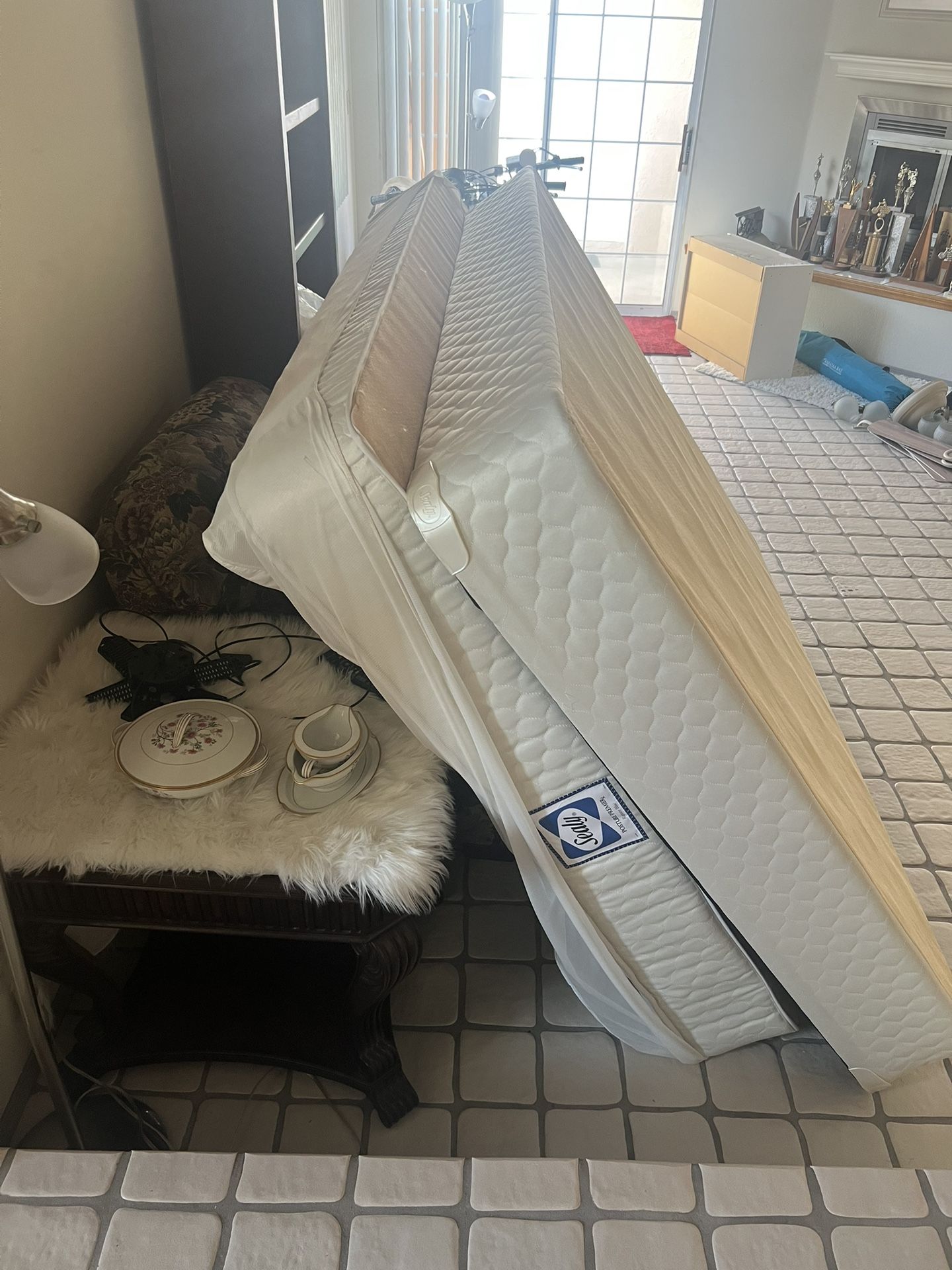 Mattress & Box Spring