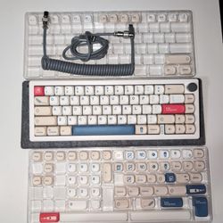 Zouya GMK 67|KTT Kang v3 Switches|GMK Soy milk Keycaps KOA Profile| Mambasnake Coiled USB-C Cable