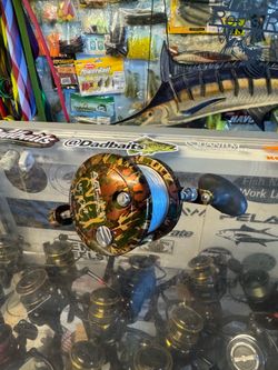 (Murrieta) AVET JX 6/3 MC salt water conventional fishing reel. Like new.