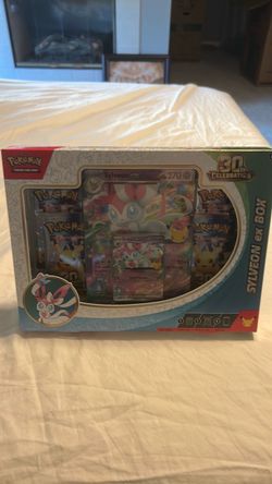 Pokémon Sylveon ex Box