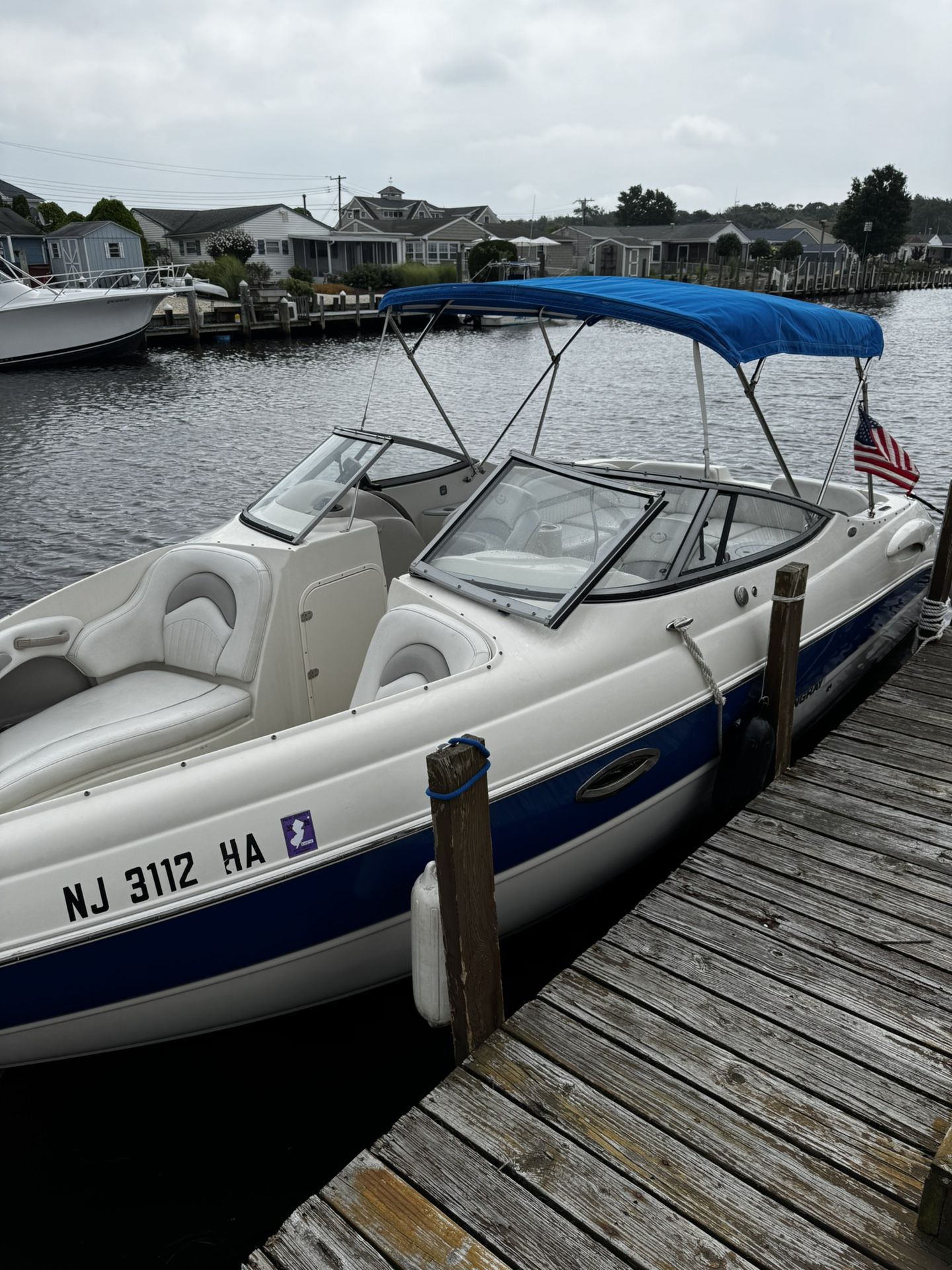 2007 Stingray bow rider 250LR