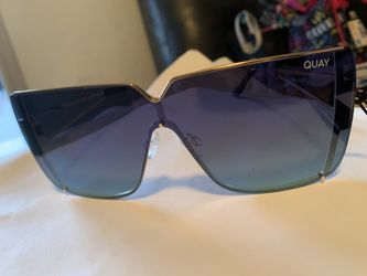 Quay sunglasses Bankroll