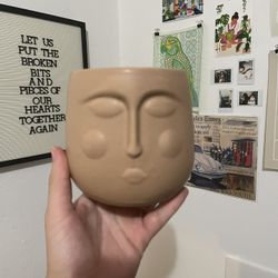 Face Ceramic Pot 
