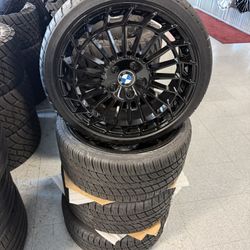 19” Staggered Set For BMW AND MERCEDES BENZ 5x120/112 With Tires 235/35/19 And 265/30/19 RADAR