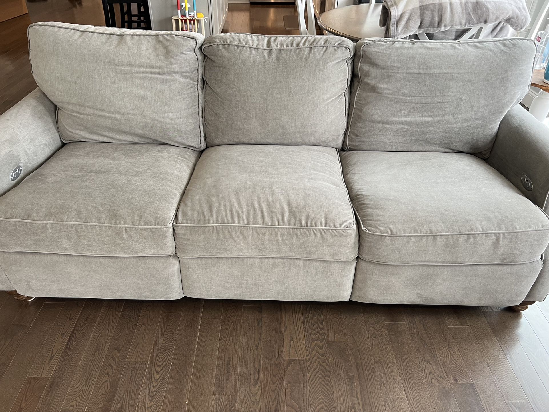 Madison Furniture Barn Electric Couch