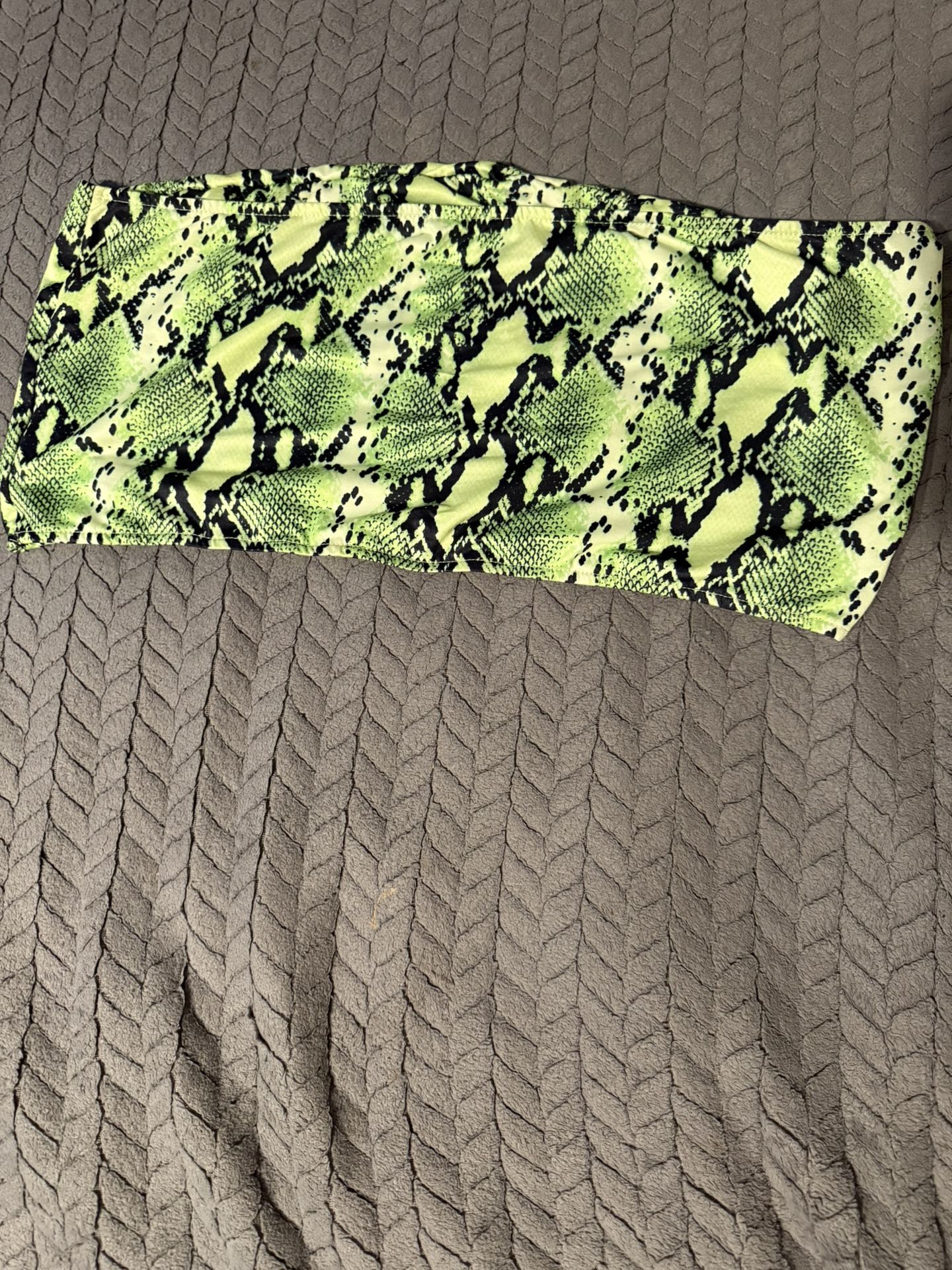 Lime Green Snake Print Tube Top – Size 3XL