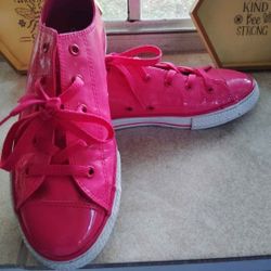 Pink Converse 