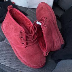 UGG