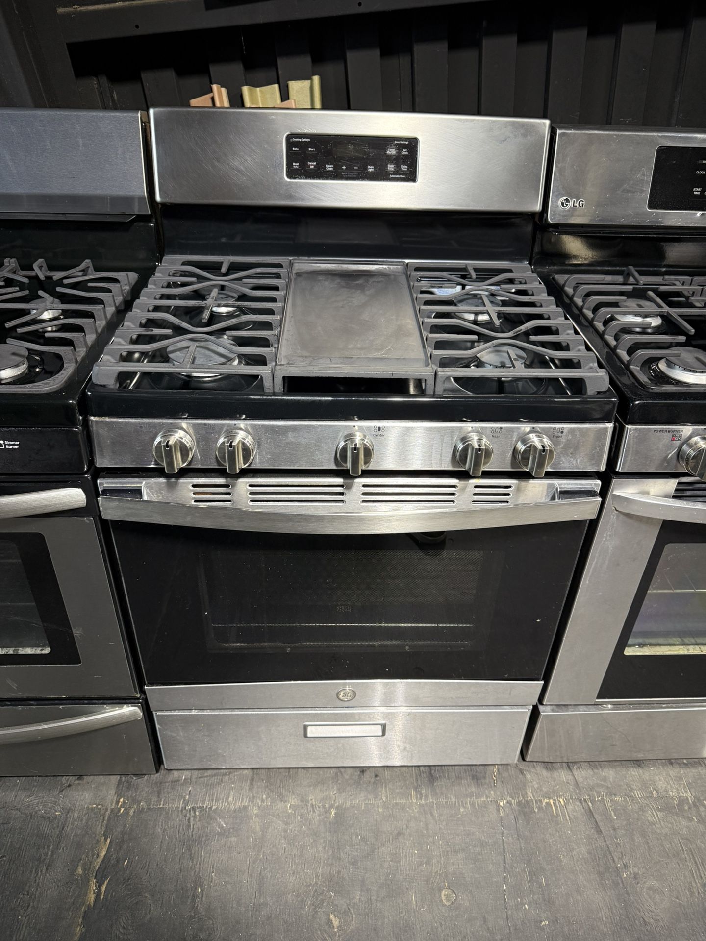GE Stainless steel 5 burner range stove 